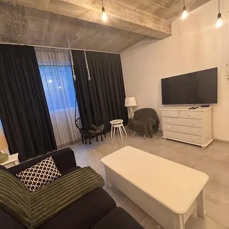 The Cave Apartmán *